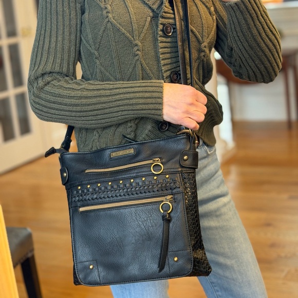 Unionbay Vintage Y2K Braided Crossbody Bag (EUC) - Picture 3 of 12